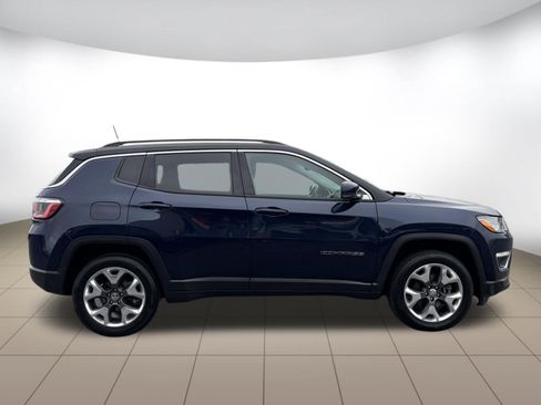 Used 2020 Jeep Compass Limited AWD/4WD image 9