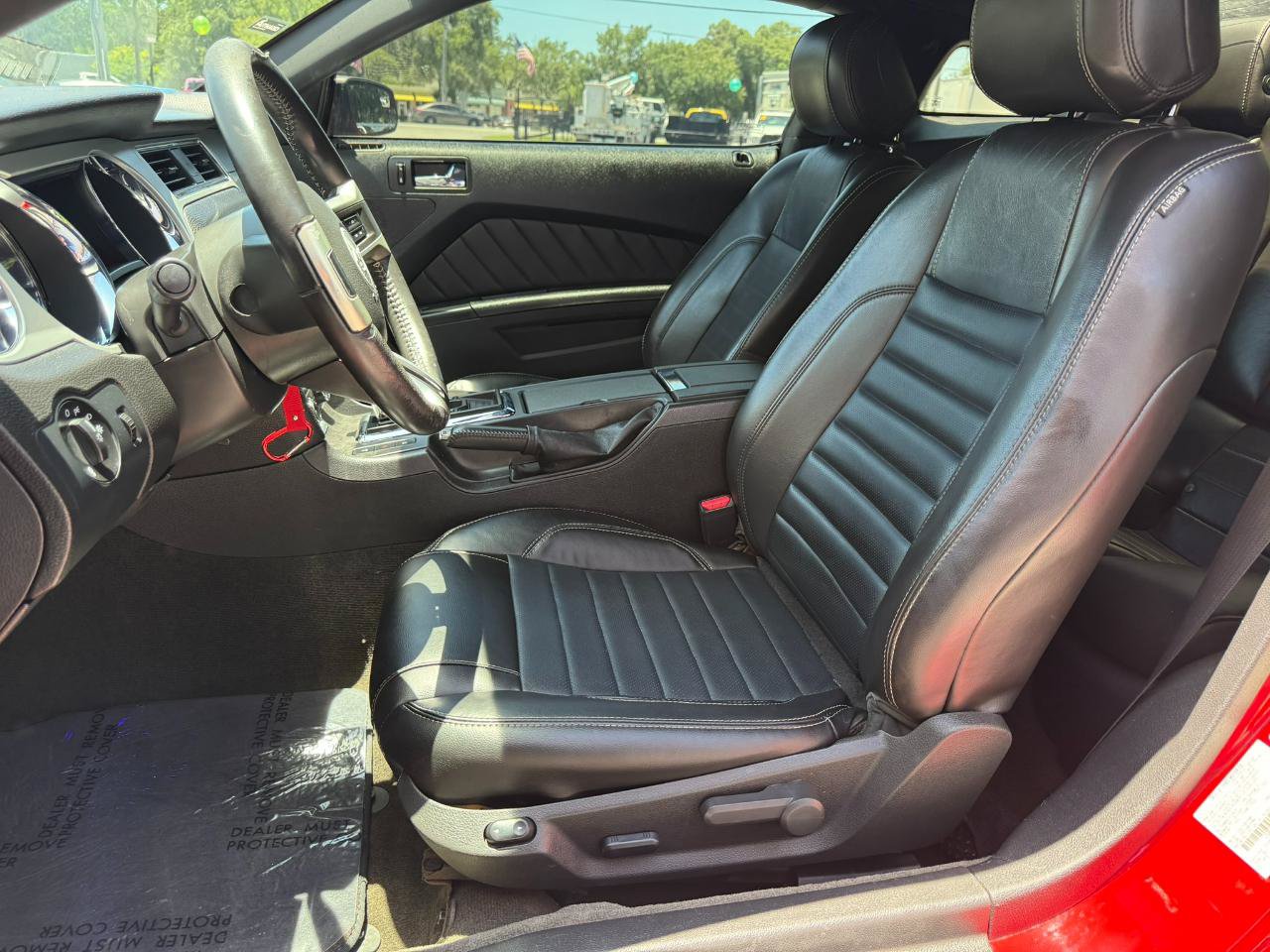 Used 2014 Ford Mustang GT Premium w/ Comfort Package RWD image 21