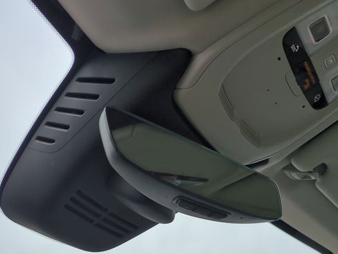 Used 2023 Volvo XC60 B5 Plus w/ Protection Package Premier image 26