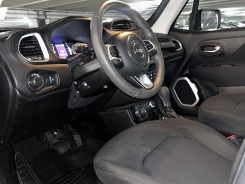 Used 2021 Jeep Renegade Sport image 8