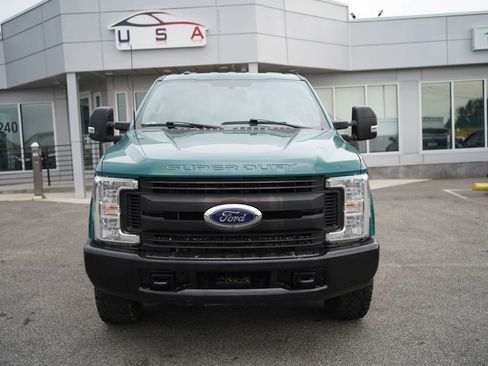 Used 2019 Ford F250 XL w/ Power Equipment Group AWD/4WD image 9