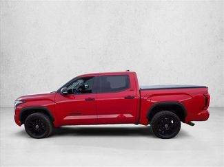Used 2022 Toyota Tundra SR5 w/ SR5 Convenience Package AWD/4WD video 2
