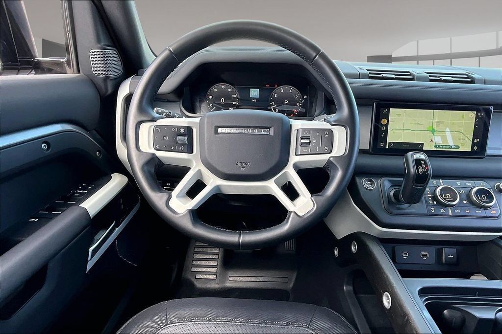 Certified 2024 Land Rover Defender 110 X-Dynamic SE AWD/4WD image 8