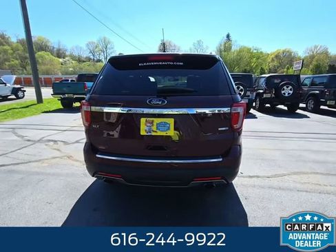 Used 2018 Ford Explorer XLT w/ Equipment Group 202A image 2