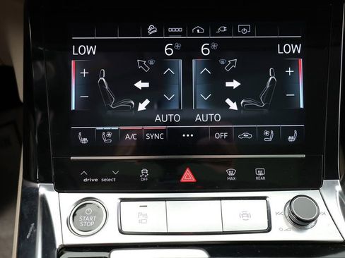 Used 2024 Audi Q8 e-tron Premium Plus w/ Premium Plus Package image 18