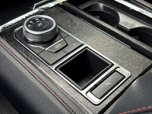 Used 2024 Ford Expedition Limited RWD image 28