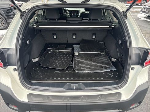 Certified 2025 Subaru Outback Onyx Edition image 25