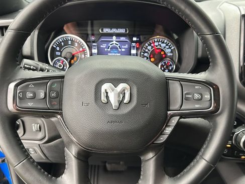 Used 2023 RAM 1500 Big Horn AWD/4WD image 16