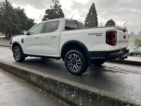 Used 2024 Ford Ranger Lariat w/ Trailer Tow Package AWD/4WD image 5