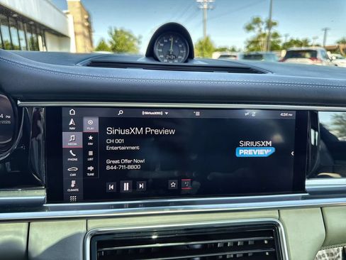 Used 2018 Porsche Panamera 4 AWD/4WD image 12