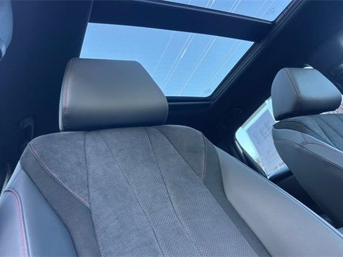 Certified 2025 Acura ADX A-Spec image 19