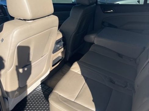 Used 2015 GMC Yukon SLT image 9