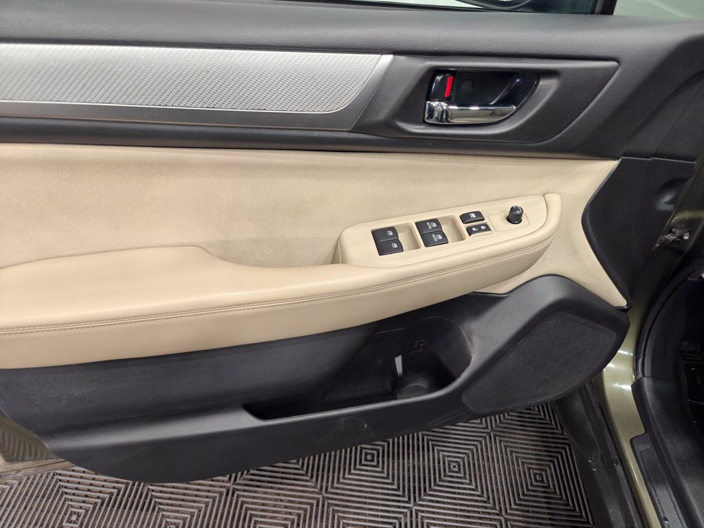 Used 2019 Subaru Outback 2.5i Premium AWD/4WD image 39