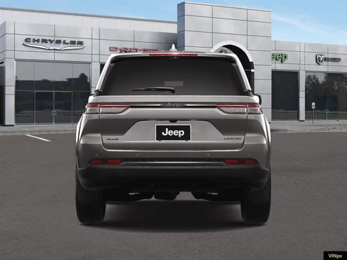 New 2025 Jeep Grand Cherokee Limited image 5