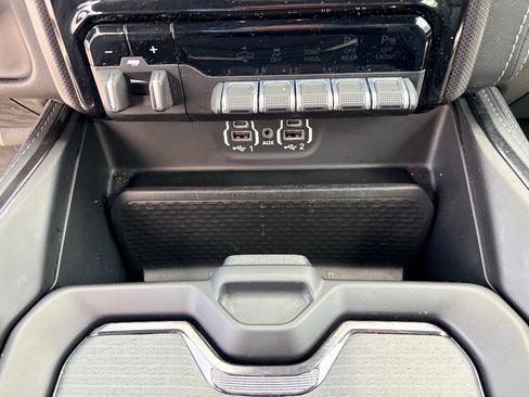 Used 2023 RAM 1500 Limited w/ Body Color Bumper Group AWD/4WD image 26