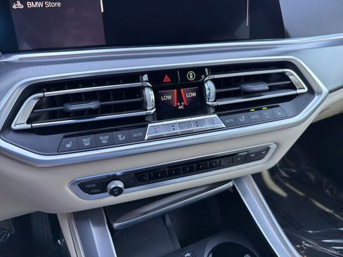 Used 2019 BMW X5 xDrive40i w/ Convenience Package AWD/4WD image 33