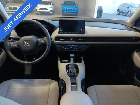 Certified 2023 Honda HR-V LX image 5