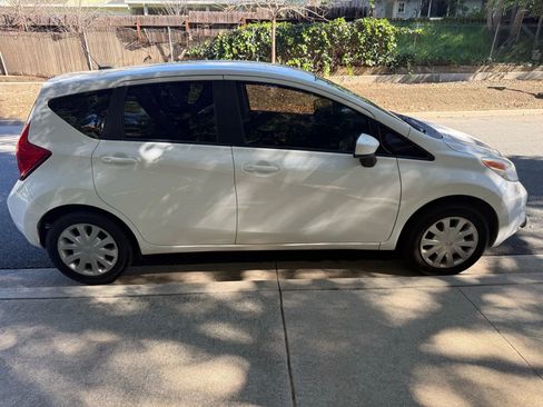 Used 2016 Nissan Versa Note SV FWD image 6