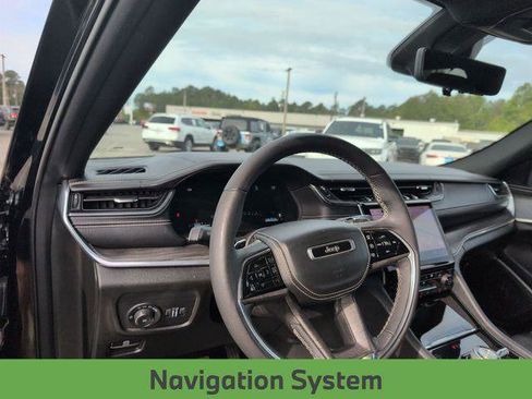 Certified 2025 Jeep Grand Cherokee L Overland w/ Luxury Tech Group IV AWD/4WD image 32