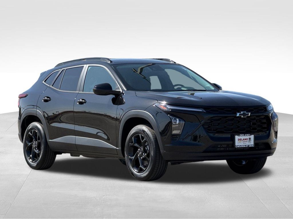 New 2026 Chevrolet Trax LT w/ Midnight Edition FWD image 7