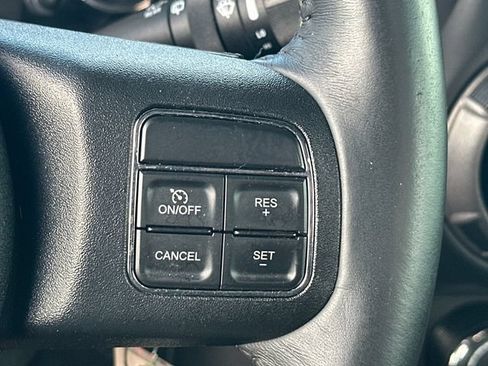 Used 2018 Jeep Wrangler Unlimited Sport S AWD/4WD image 22