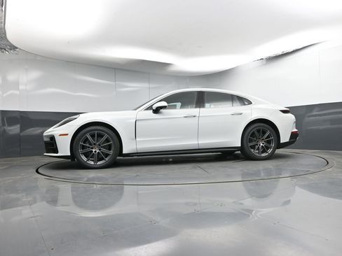 New 2026 Porsche Panamera RWD image 30