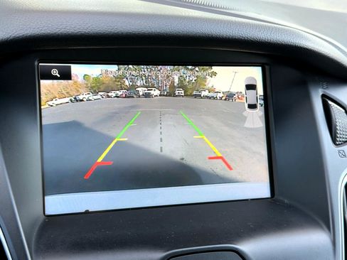 Used 2015 Ford Focus Titanium image 26