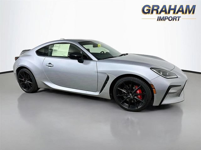 Used 2025 Toyota GR86 Premium w/ Performance Package RWD image 1