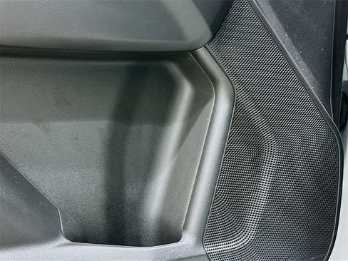 Used 2024 GMC Canyon Elevation w/ Convenience Package image 19