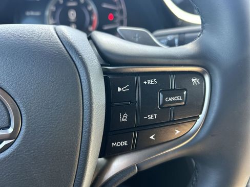 Used 2025 Lexus ES 350 w/ Premium Package image 27