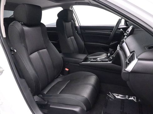 Used 2018 Honda Accord EX image 25