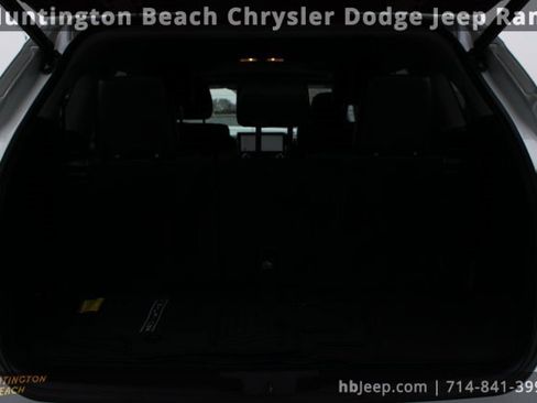 Used 2023 Toyota Highlander Limited image 35