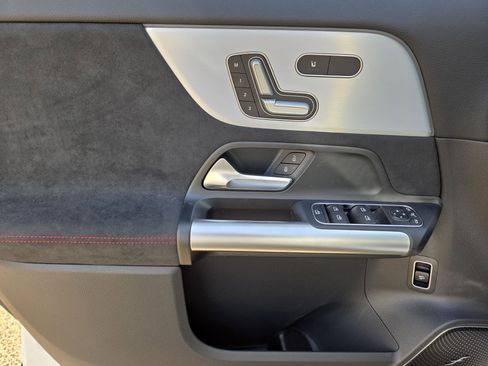 New 2026 Mercedes-Benz GLA 35 AMG 4MATIC image 15