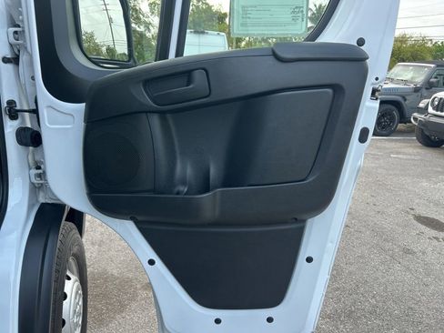 Used 2023 RAM ProMaster 2500 w/ Convenience Group image 26