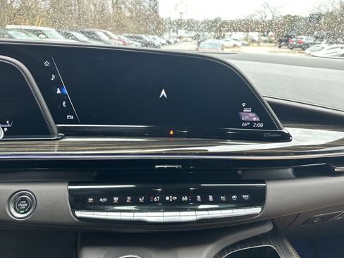 Used 2021 Cadillac Escalade Sport w/ Driver Assist Tech Package image 34