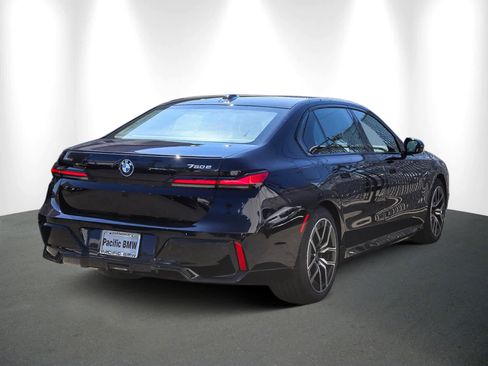 Used 2025 BMW 750e xDrive 750e xDrive image 6