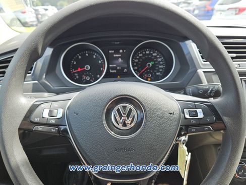 Used 2018 Volkswagen Tiguan S AWD/4WD image 18