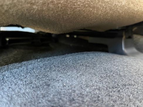 Used 2014 Toyota RAV4 Limited w/ Technology Package AWD/4WD image 69