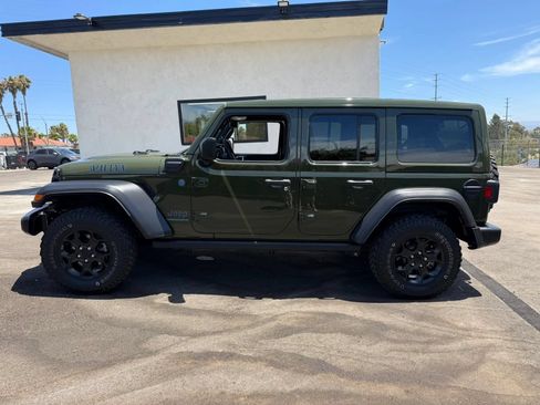 Used 2023 Jeep Wrangler Unlimited w/ Sun & Screen Package AWD/4WD image 7