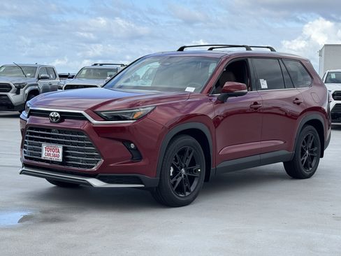 New 2026 Toyota Grand Highlander AWD Hybrid image 12
