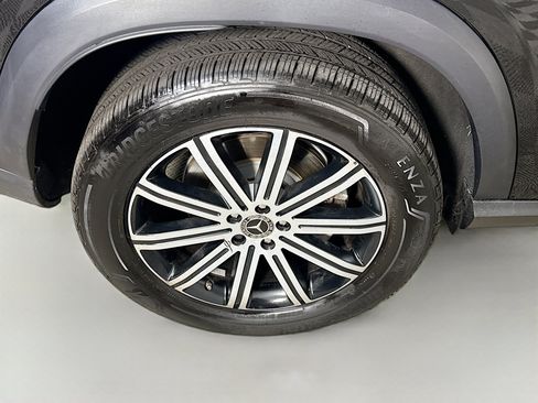 Used 2024 Mercedes-Benz GLE 450e 4MATIC w/ Warmth & Comfort Package image 33
