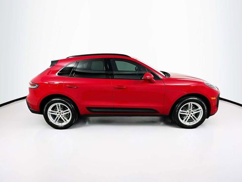 Certified 2026 Porsche Macan image 8