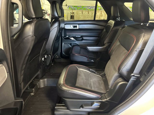 Used 2023 Ford Explorer ST-Line w/ Class IV Trailer Tow Package AWD/4WD image 22