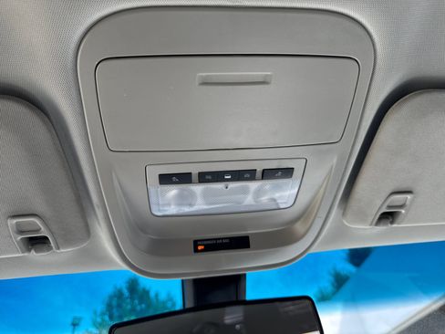Used 2022 Chevrolet Colorado W/T w/ WT Convenience Package AWD/4WD image 21