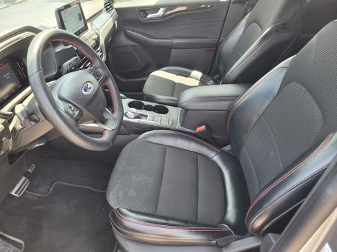 Used 2023 Ford Escape ST-Line image 19