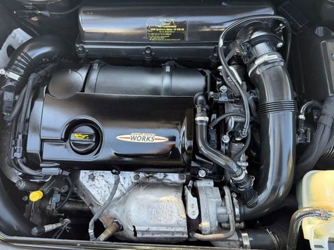 Used 2013 MINI Cooper Countryman John Cooper Works image 24