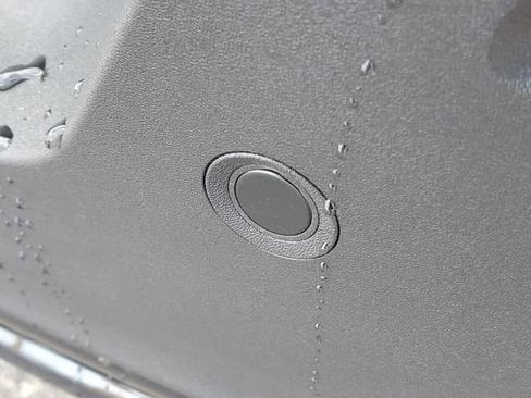 New 2026 Volvo XC40 B5 Ultra w/ Protection Package Premier image 9