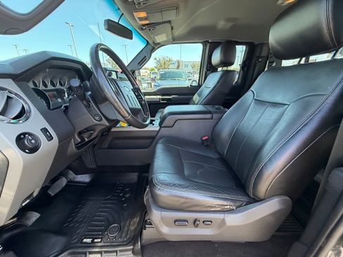 Used 2016 Ford F250 Lariat w/ Lariat Interior Package AWD/4WD image 10