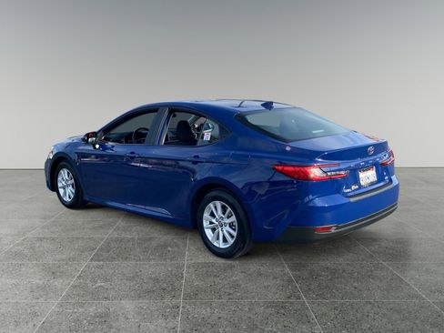 Certified 2025 Toyota Camry LE FWD image 3