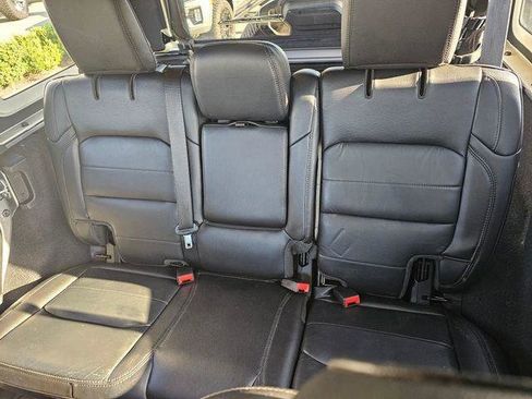 Used 2021 Jeep Wrangler Unlimited Sahara AWD/4WD image 17